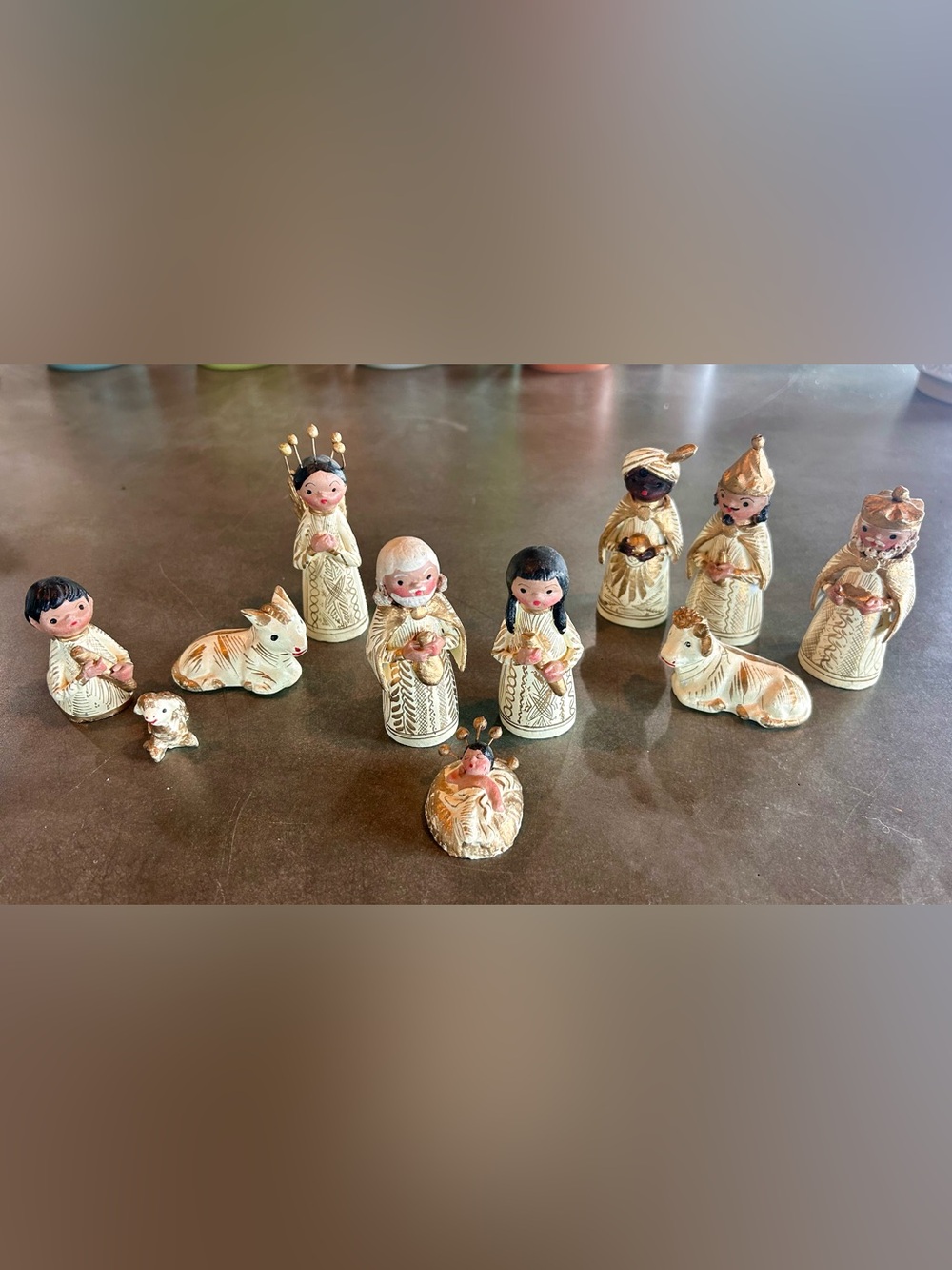 Vtg Mexican Folk Art Clay Nativity Set 11 Pc White Gold Nacimiento Christmas